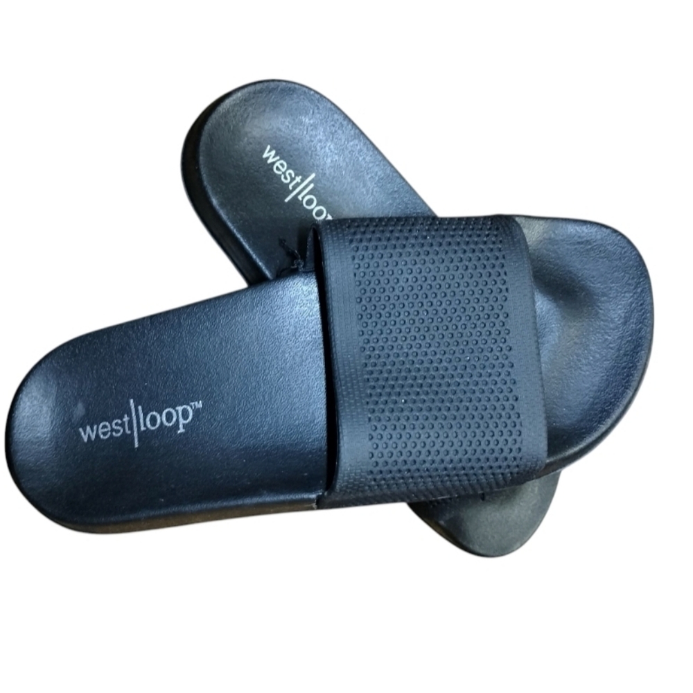 West Loop Classic Black Slides